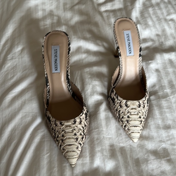 SOLD - New Steve Madden Elyse Heels - Picture 6 of 7
